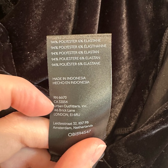 NWOT By Anthropologie Cowl-Neck Velvet Top - Picture 11 of 11